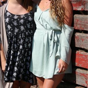 flowy mint green dress with sleeves